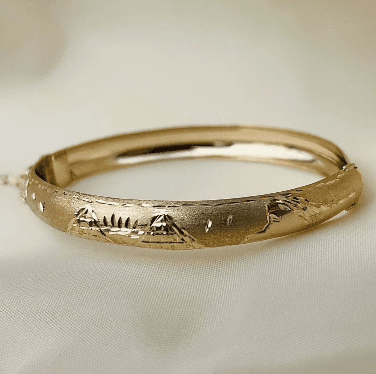 Bracelete Abaulado 7mm Ouro 10K