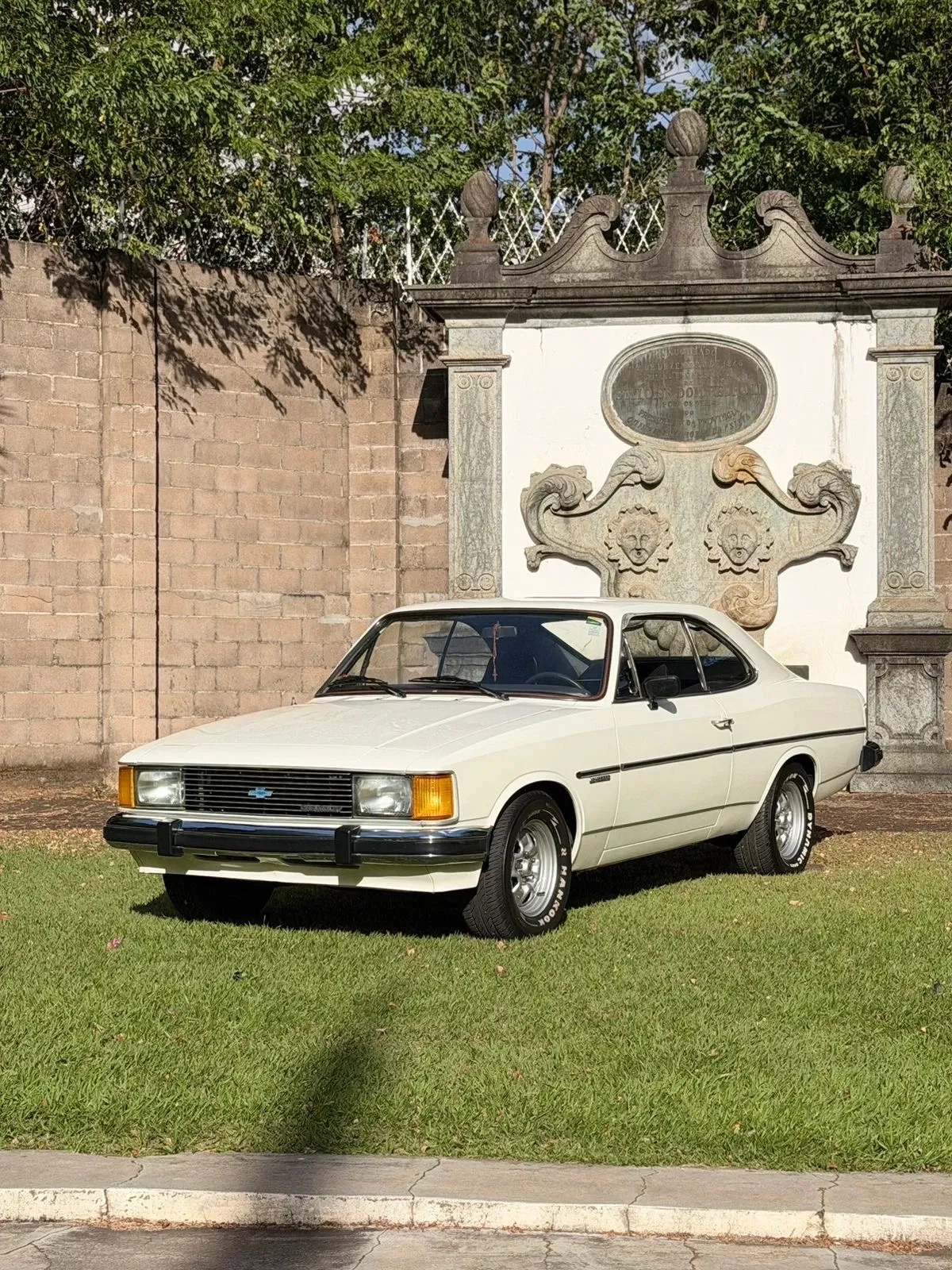 OPALA COMODORO 1981 ou 40K NO PIX