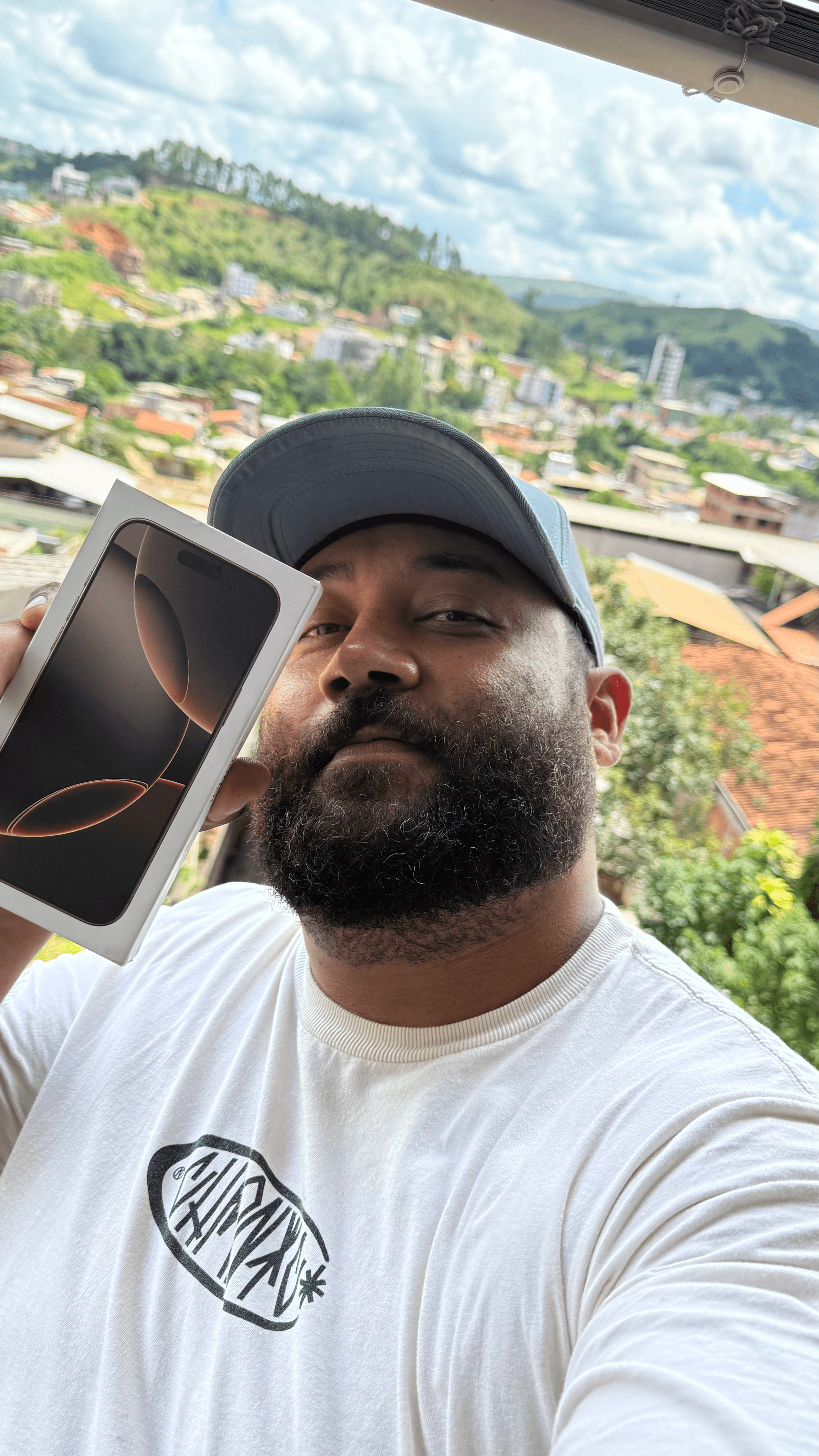 iPhone 16 pro Max ou 7 mil no pix