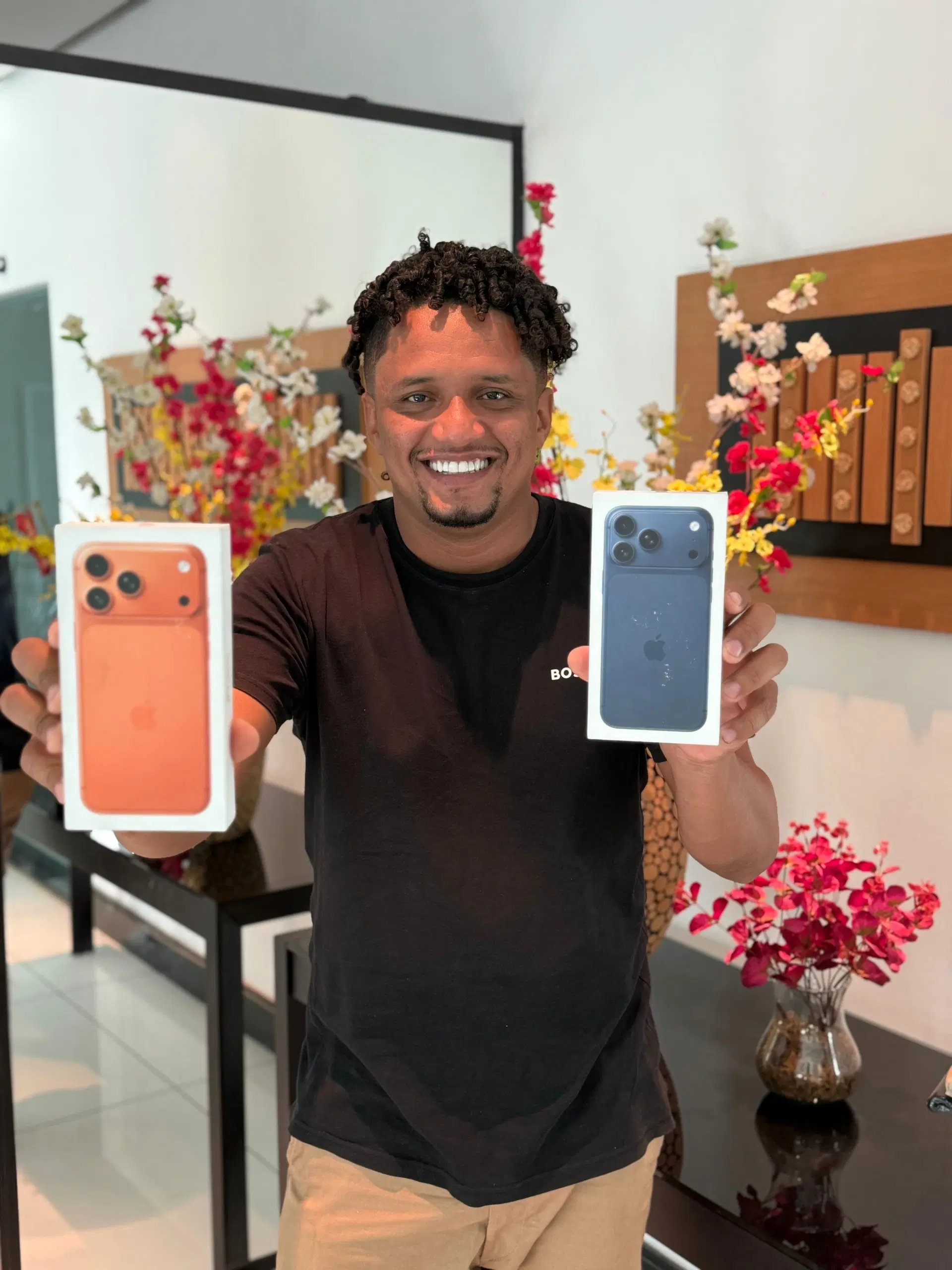 1 iPhone 17 Pro Max